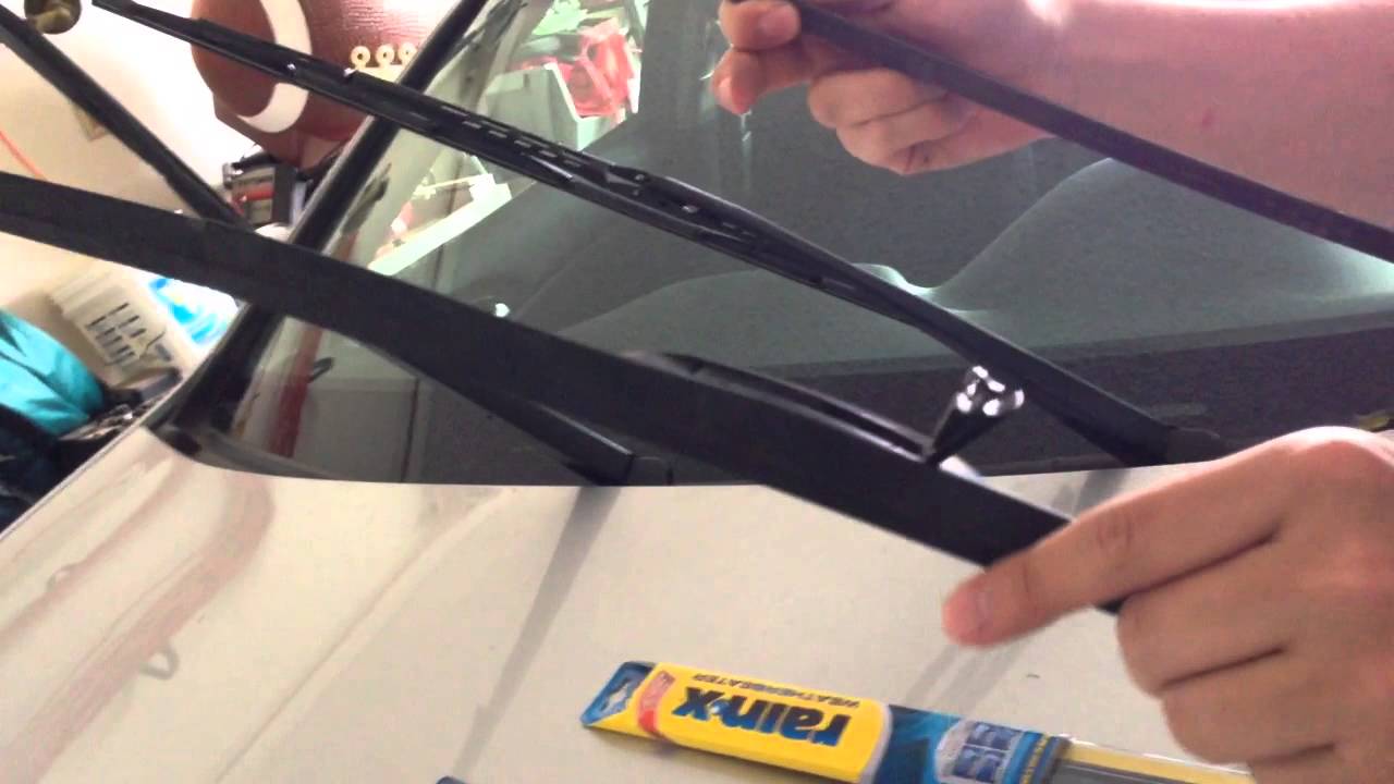 How to Replace Windshield Wipers Honda Accord